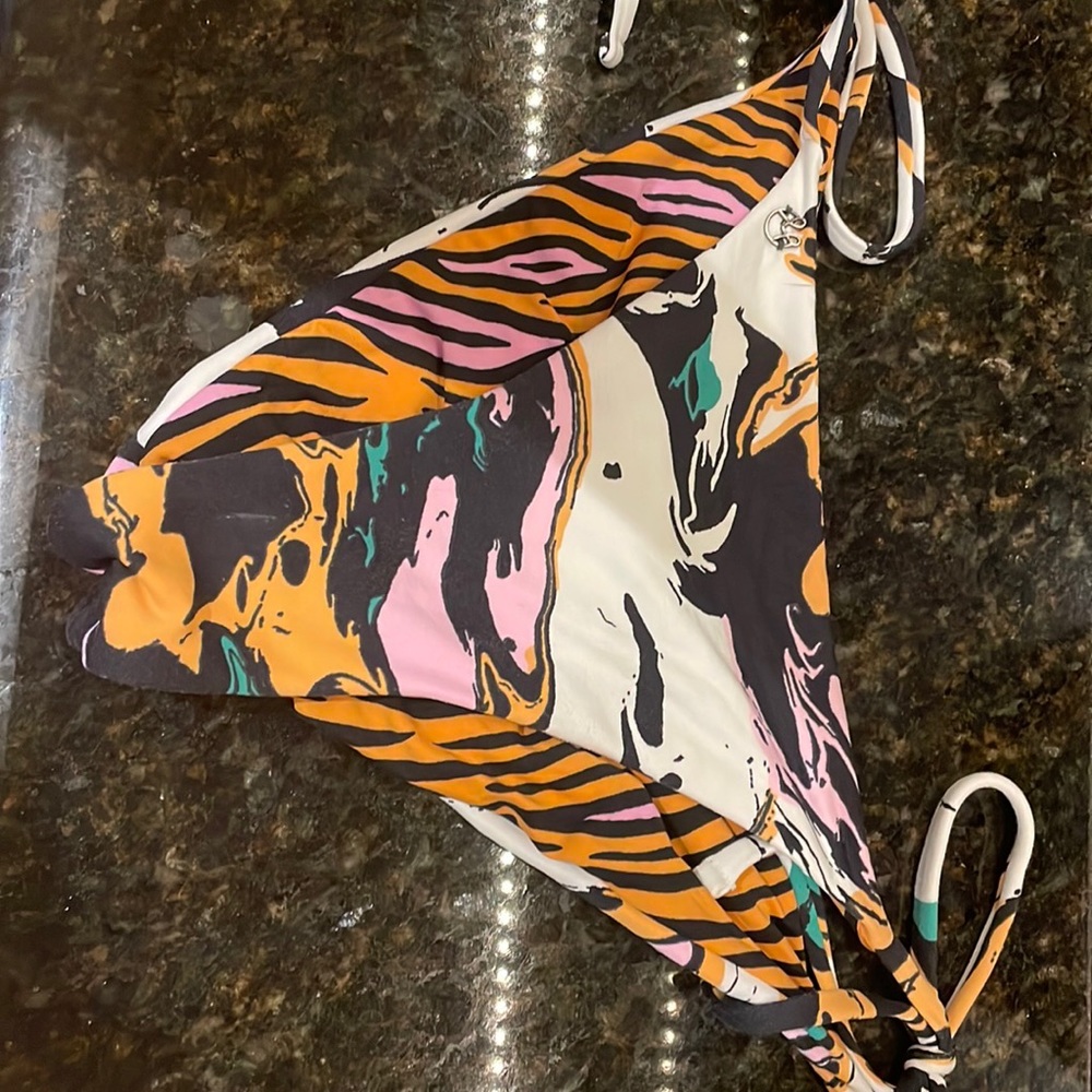 maaji swim bottoms- small- used- reversible
